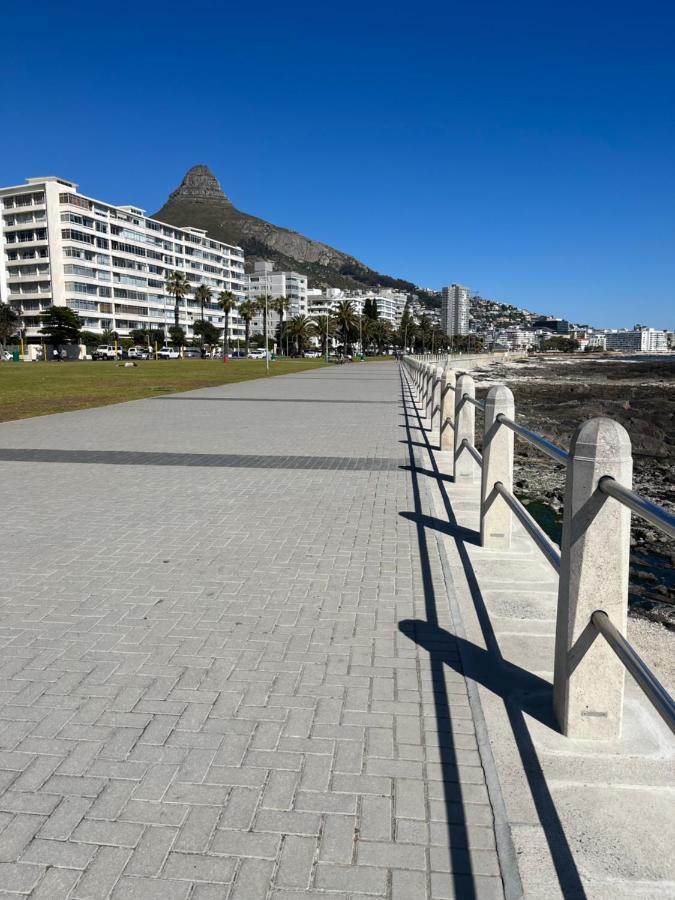 Seapoint Gem Apartment Cape Town Exterior photo